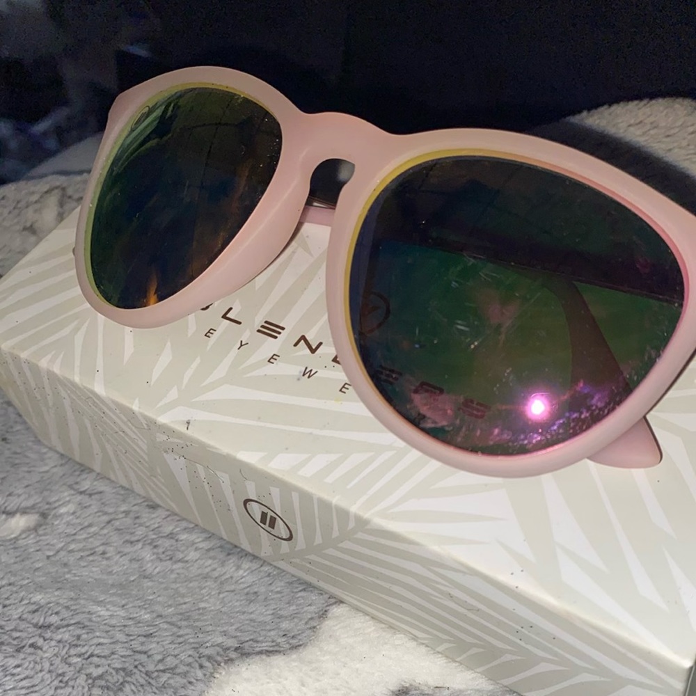 Blenders pink sunglasses